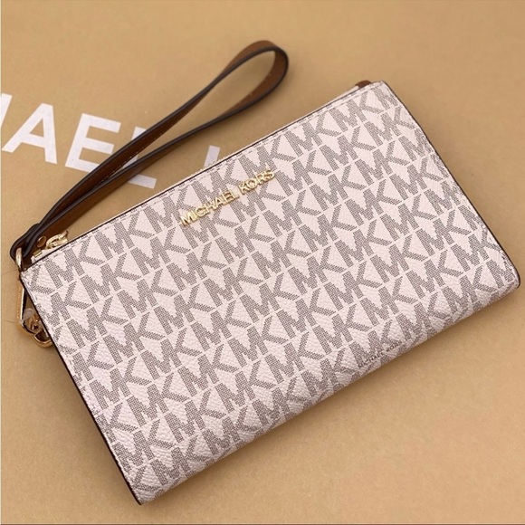 💙 Michael Kors DoubleZip Wristlet
Wallet Vanilla New - Picture 4 of 14